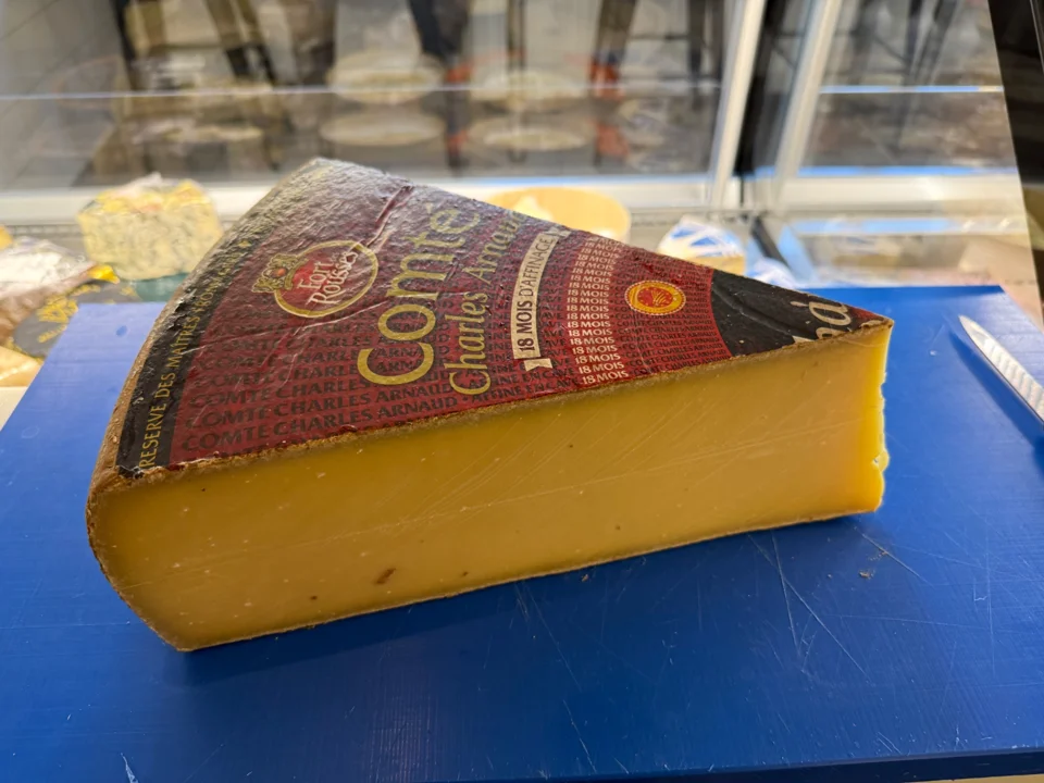Comté 18 månader i Firrens butik